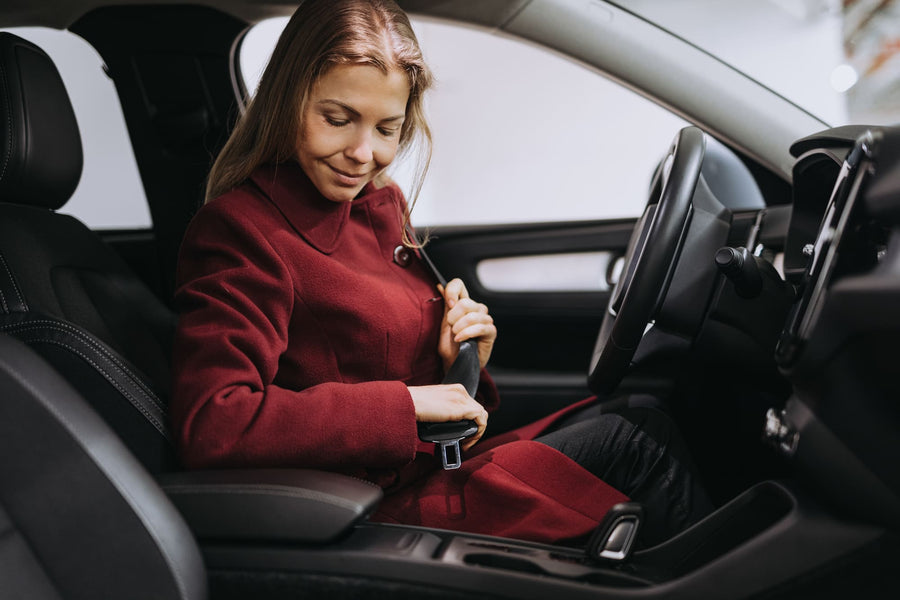 7 Key Driving Laws Abroad with an International License