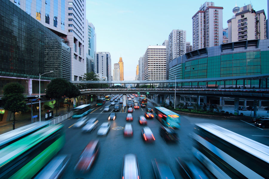 Driving Tips for High-Traffic Cities Abroad